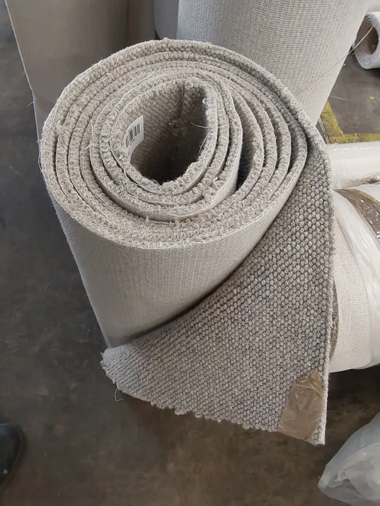 ROLL OF QUALITY BEACHCOMBER SHINGLE CARPET // SIZE UNSPECIFIED 