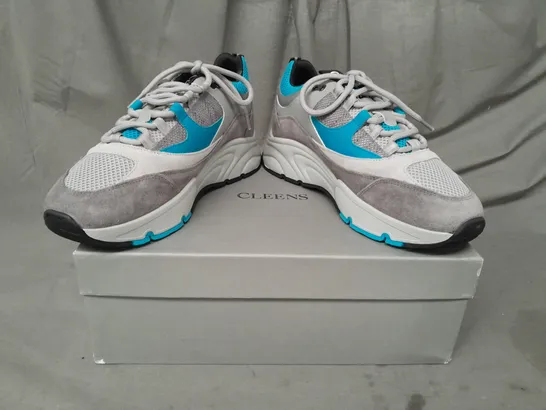 BOXED PAIR OF CLEENS AERO RUNNER SHOES IN GREY/TURQUOISE UK SIZE 10