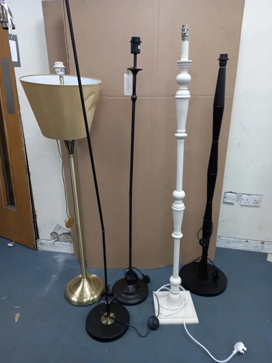 LOT OF 5 ASSORTED FLOOR LAMPS TO INCLUDE LAURA ASHLEY