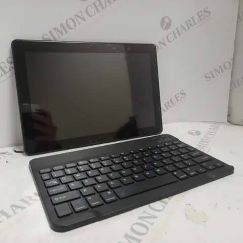 BOXED MEBERRY M7 TABLET & KEYBOARD 