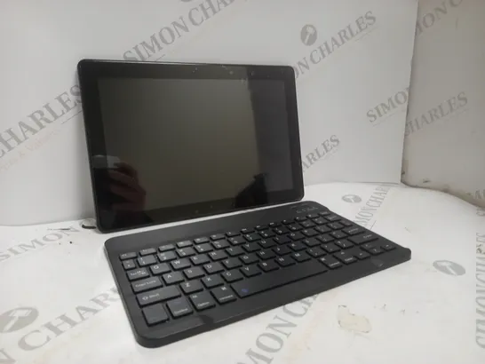 BOXED MEBERRY M7 TABLET & KEYBOARD 