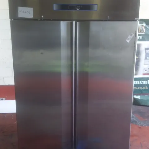 LARGE DISPLAY FRIDGE 