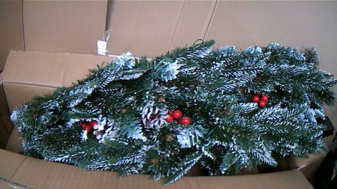 FESTIVE PRE-LIT SNOW DUSTED GARLAND WITH PINECONES 180CM