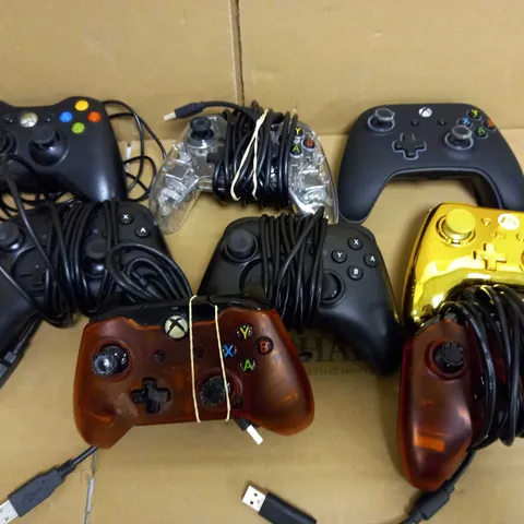 LOT OF 8 XBOX CONTROLLERS