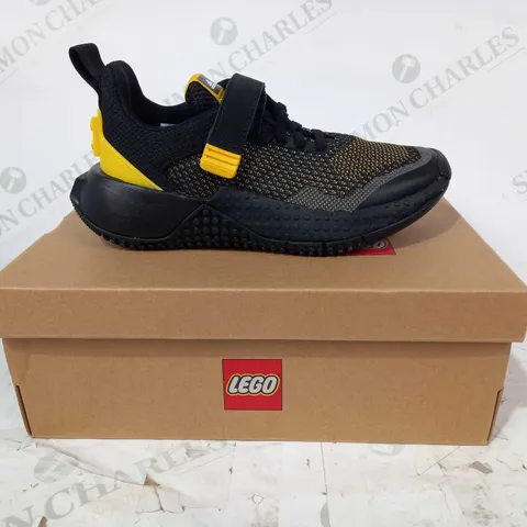 BOXED PAIR OF ADIDAS LEGO SPORT PRO EL K SHOES IN BLACK/YELLOW UK SIZE 1