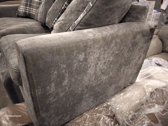 DESIGNER GREY FABRIC THREE SEATER SOFA WITH SCATTER CUSHIONS 
