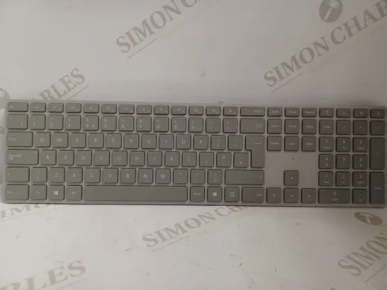 MICROSOFT WIRELESS KEYBOARD - GREY