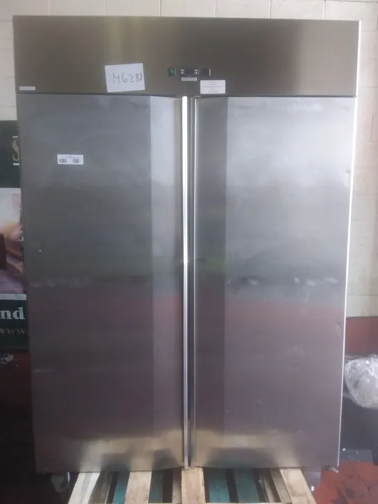 LARGE DOUBLE DISPLAY FRIDGE 