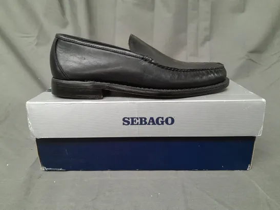 BOXED PAIR OF SEBAGO LOAFERS IN BLACK UK SIZE 8.5