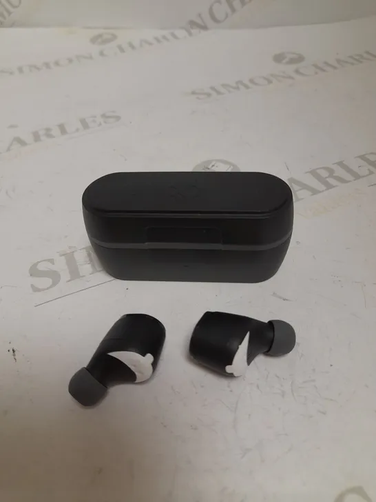 SKULLCANDY JIB TRUE 2 WIRELESS EARPHONES  RRP £39.99