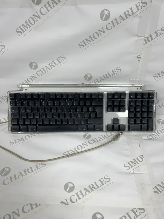 APPLE PRO KEYBOARD M7803