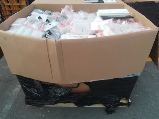 PALLET CONTAINING A LARGE QUANTITY OF ASSORTED BRAND NEW PHONE CASES AND WATCH STRAPS