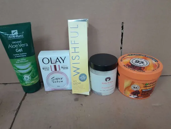 BOX OF APPROX 15 ASSORTED HEALTH AND BEAUTY ITEMS TO INCLUDE - OLAY SUPER SERUM , ALOE VERA GEL , GARNIER HAIR FOOD ETC