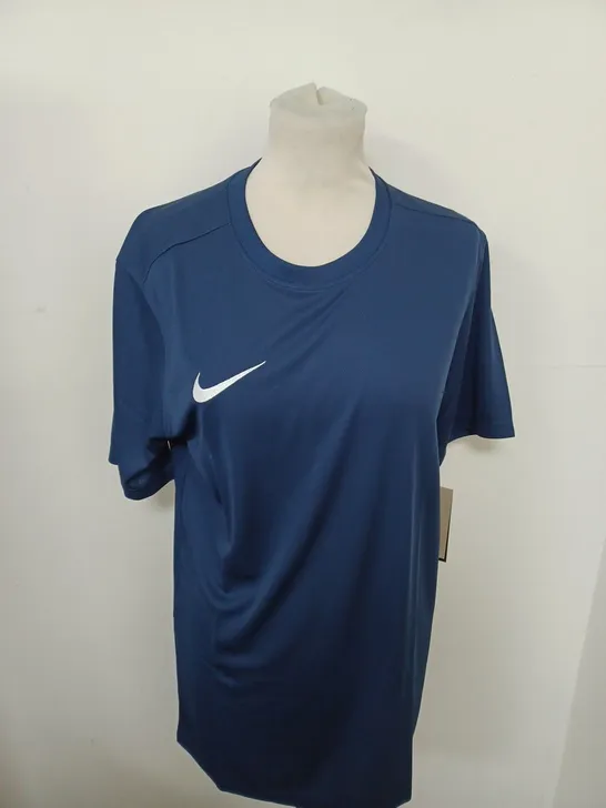 NIKE LOGO CASUAL T-SHIRT SIZE M