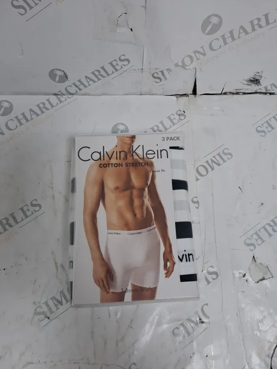 PACK OF 3 CALVIN KLEIN BOXERS BLACK - LARGE 