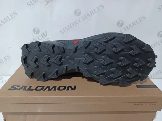 SALOMON ALPHACROSS 5 BLACK TRAINERS - UK 9 