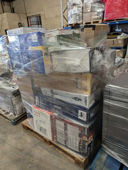 PALLET OF APPROXIMATELY 26 UNPROCESSED RAW RETURN HOUSEHOLD AND ELECTRICAL GOODS TO INCLUDE;