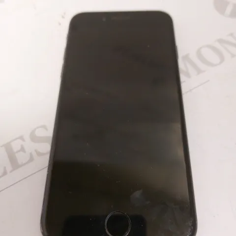 APPLE IPHONE 7 (A1778)