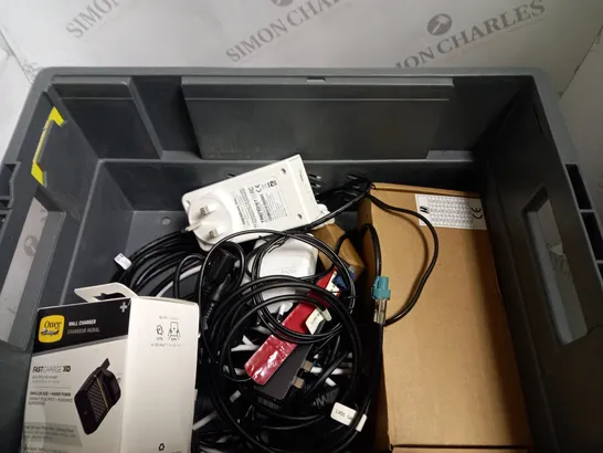 BOX TO CONTAIN APPROX. 12 X ASSORTED TECH PRODUCTS. INCLUDES ROUTERS, CABLES ETC 