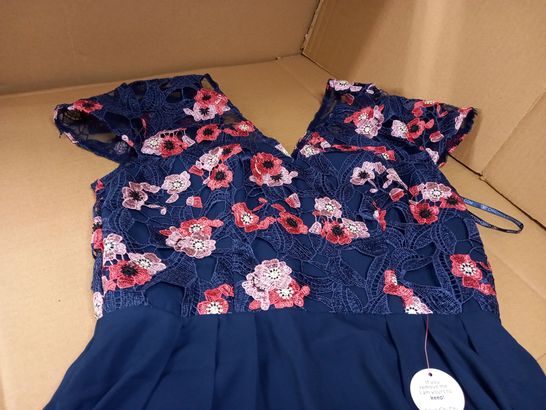 CHI CHI NAVY FLORAL LACE STYLE DETAILED TEA DRESS - SIZE 12