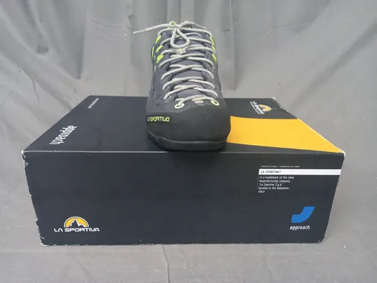 BOXED PAIR OF LA SPORTIVA SHOES IN GREY/NEON GREEN UK SIZE 7.5