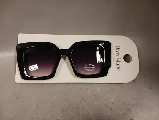 RIVER ISLAND FRAME CATEYE SUNGLASSES 