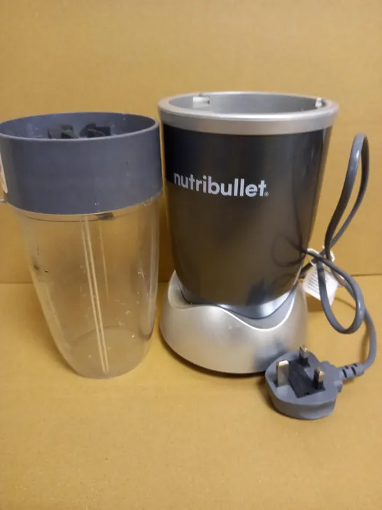 NUTRIBULLET 600 SERIES 600W NUTRITION EXTRACTOR 