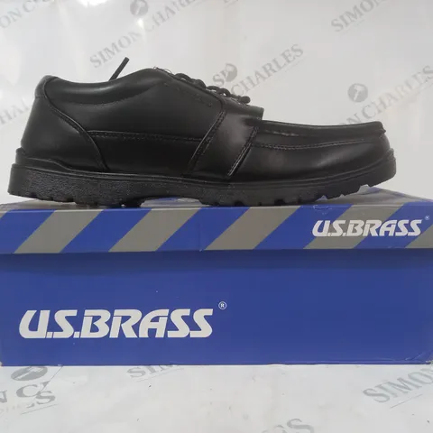 BOXED PAIR OF U.S.BRASS LACE UP SHOES IN BLACK SIZE 10