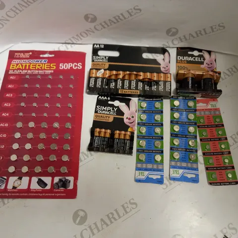 LOT OF LARGE QUANTITY OF BATTERIES TO INCLUDE DURACELL AA, DURACELL AAA, T&E HIGH POWER BATTERIES, ETC