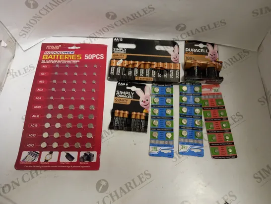 LOT OF LARGE QUANTITY OF BATTERIES TO INCLUDE DURACELL AA, DURACELL AAA, T&E HIGH POWER BATTERIES, ETC