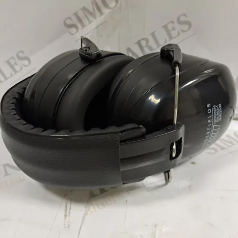 BOXED VANDERFIELDS DBPRO44 FOLDABLE EARMUFFS