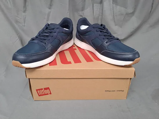 BOXED PAIR OF FITFLOP SNEAKERS IN NAVY UK SIZE 11.5