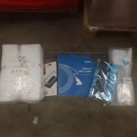 PALLET OF ASSORTED ITEMS INCLUDING USB CABLES, TOILET BRUSH, BATH TOWELS