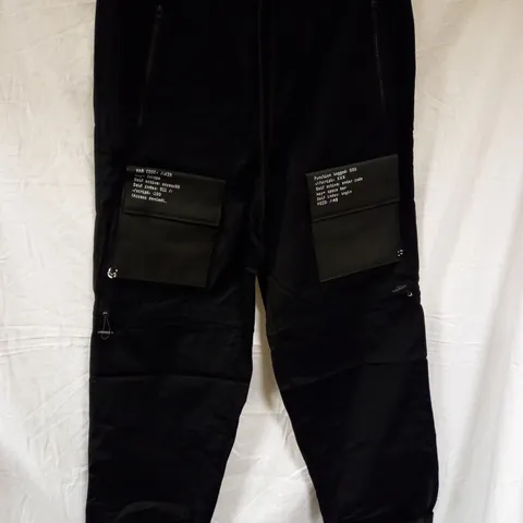 BRAND NEW KOI THE BANSHEE MENS CARGO PANTS, BLACK - LARGE