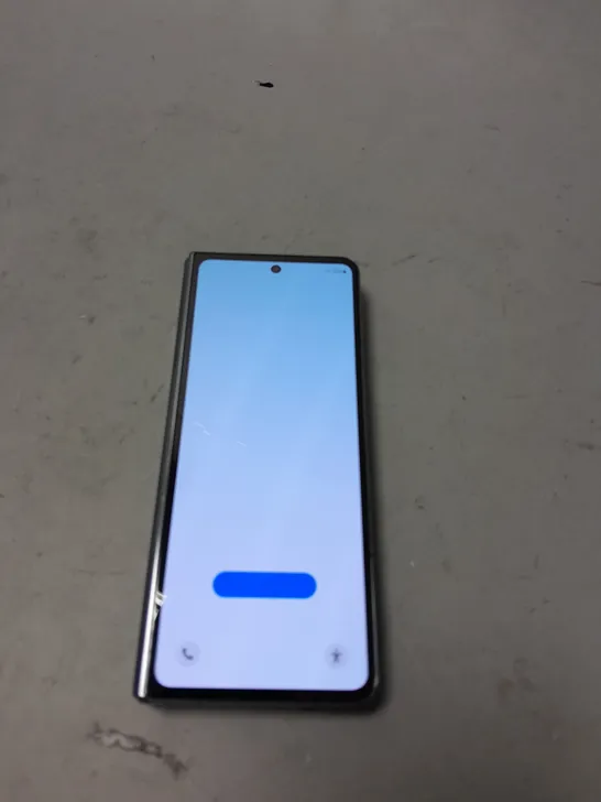 SAMSUNG GALAXY Z FOLD4