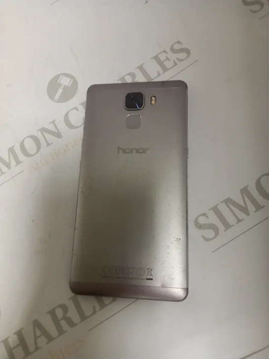 HONOR PHONE - POWERS ON