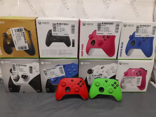 10 ASSORTED XBOX CONTROLLERS IN VARIOUS COLOURS AND TYPES TO INCLUDE XBOX ONE AND SERIES X