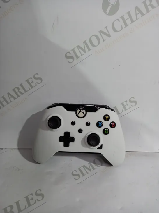 PDP ARCTIC WHITE XBOX WIRED CONTROLLER