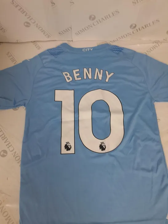 MANCHESTER CITY FC HOME KIT WITH BENNY 10 SIZE S