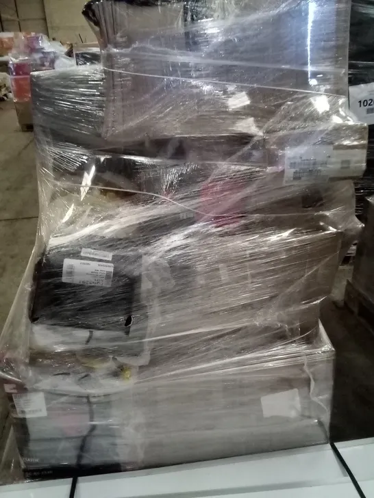 PALLET OF APPROXIMATELY 18 ASSORTED ELECTRICAL ITEMS TO INCLUDE BBQS AND LAWNMOWERS , ETC 