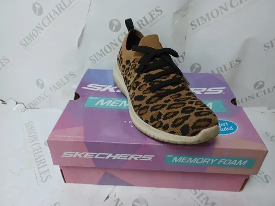 SKECHERS ULTRA FLEX SAFARI TOUR LEOPARD DECO SLIP ON TRAINERS - UK 6