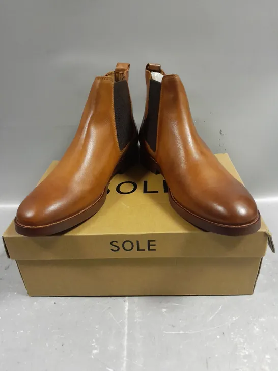 BOXED PAIR OF SOLE NEW CHELSEA BOOTS IN HONEY BROWN - 9