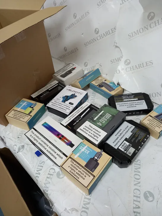 BOX OF APPROXIMATELY 22 ASSORTED VAPING ITEMS