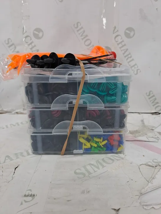 LOT OF PLASTIC HOLE PLUGS 