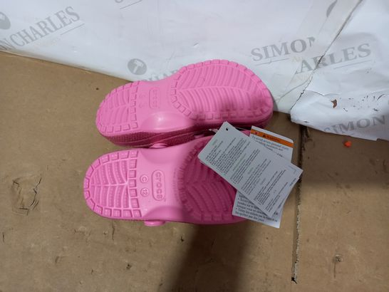 PAIR OF CROCS SIZE C12