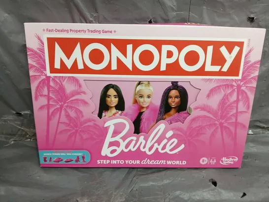 BOXED MONOPOLY BARBIE BOARD GAME  RRP £29.99