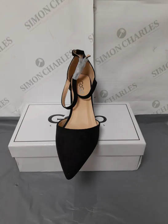 GOGO LADIES BLACK SANDALS SIZE EU 40