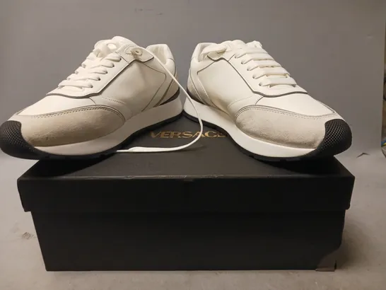 BOXED PAIR OF VERSACE NEW LOGO SNEAKERS IN WHITE UK SIZE 9