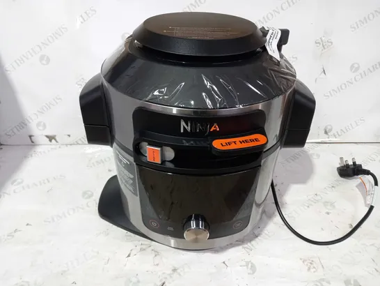 NINJA FOODI SMARTLID 7.5L MULTI COOKER & AIR FRYER