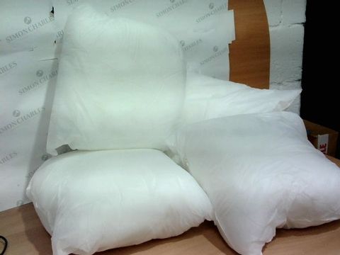 4 X SMALL SQUARE PILLOWS